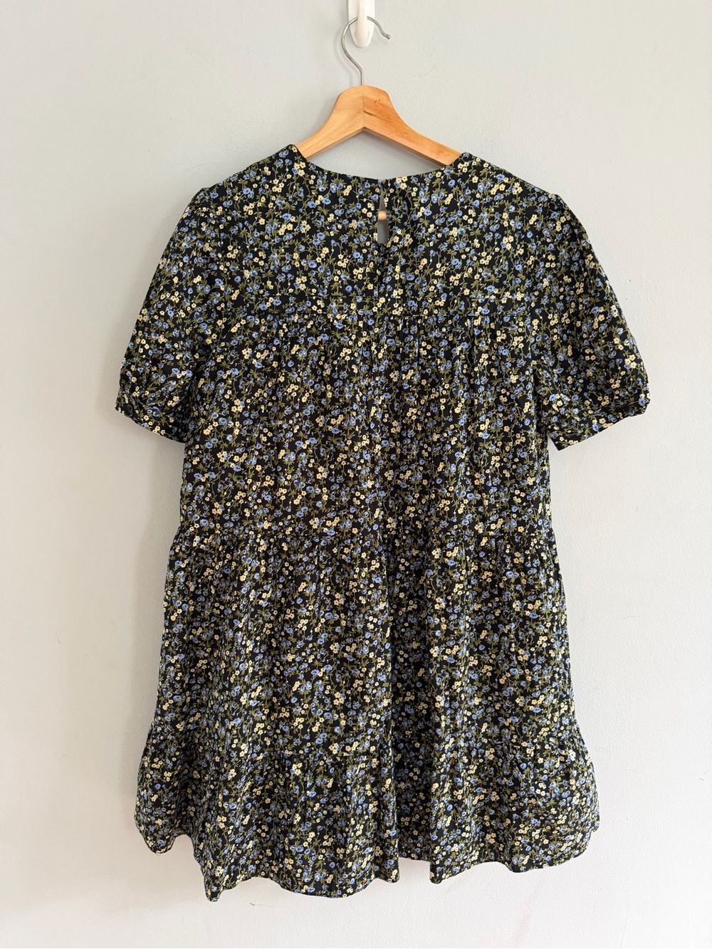 Hyacinth House Black & Blue Floral Quinn Mini Dress Grandmillenial Size M - Picture 5 of 5